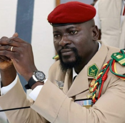 Général Mamadi Doumbouya : L’ultime épreuve d’un sauveur face à l’histoire