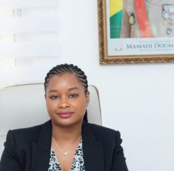 La ministre Djami Diallo appelle à renforcer la lutte pour la protection de la couche d’ozone lors de la journée mondiale