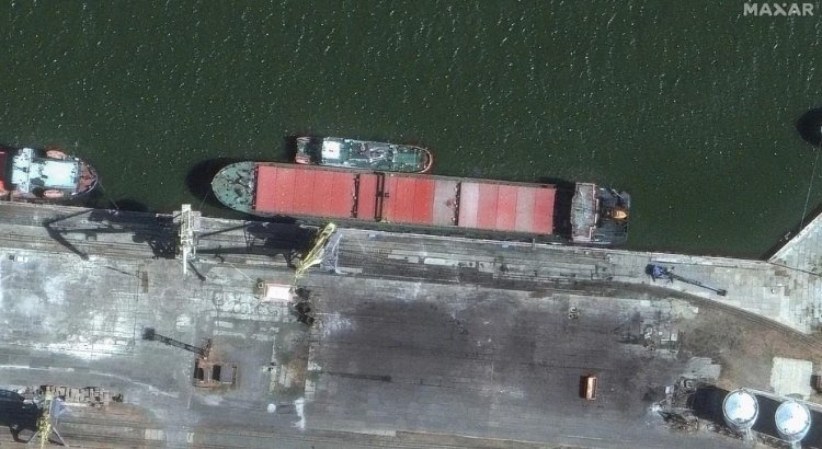 Un navire russe suspecté de livrer des missiles balistiques iraniens aperçu dans un port de la mer Caspienne