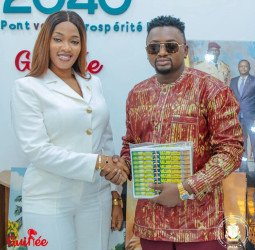 Après la tempette le beau temps: AZAYA et Djelykaba Bintou signe la fin du conflit ( Réaction)