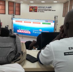 Lancement de PLUDOC : Une Innovation Majeure pour l’Éducation et la Recherche en Guinée