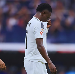 Real Madrid : Quand la rivalité entre Mbappé et Vinicius divise le vestiaire