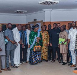 Accélération des infrastructures judiciaires et pénitentiaires : Le ministre Yaya Kaïraba Kaba échange avec les chefs d’entreprise