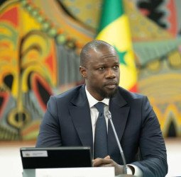 Ousmane Sonko répond à Emmanuel Macron sur la souveraineté du Sénégal et des pays africains