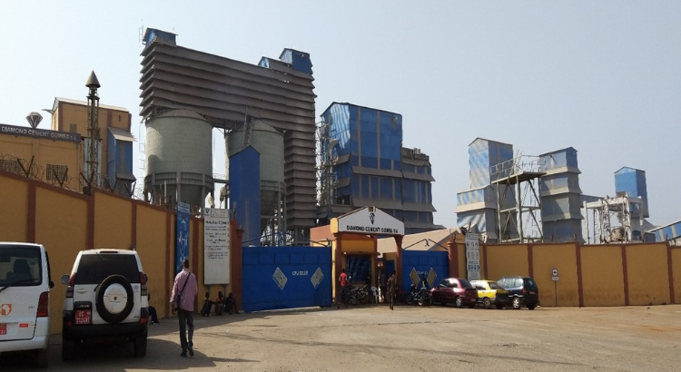 Licenciement abusif : la justice rattrape Diamond Cement – plus de 150 millions GNF à payer !